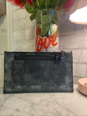 Black leather feel large wallet - Sleek Organizer